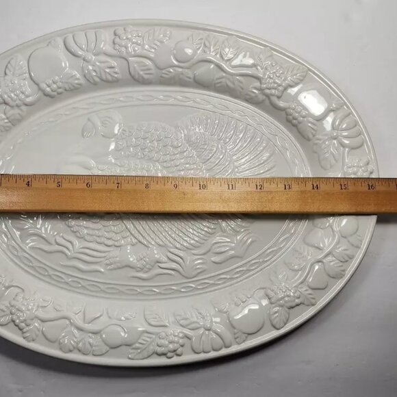 White Ceramic Embossed Oval Turkey Serving Platter Christmas Thanksgiving - Picture 5 of 5
